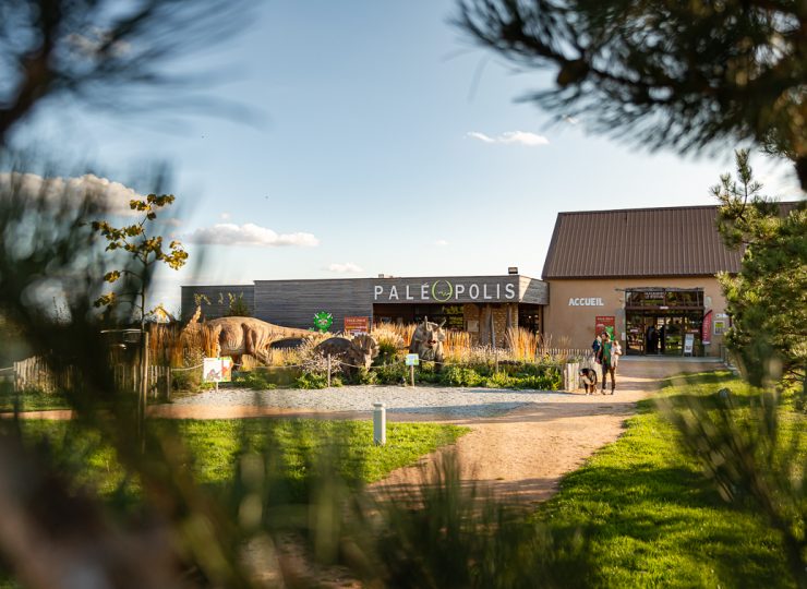 Paléopolis, la colline aux dinosaures_Gannat