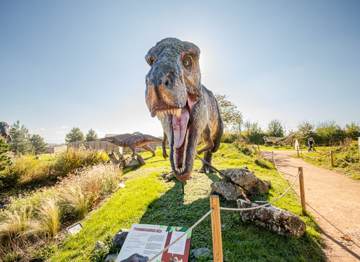 Paléopolis, la colline aux dinosaures_Gannat