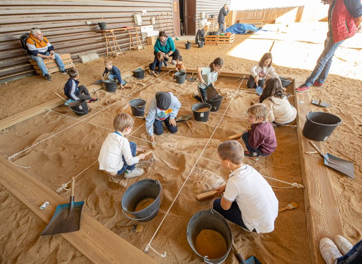 Paléopolis, la colline aux dinosaures_Gannat